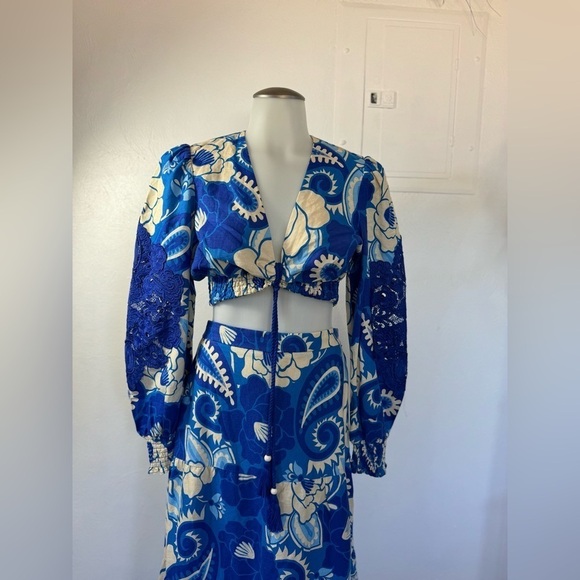 House of Harlow Long Sleeve Repeat Linen Top Tiered Skirt Set Matching flower - Picture 12 of 12